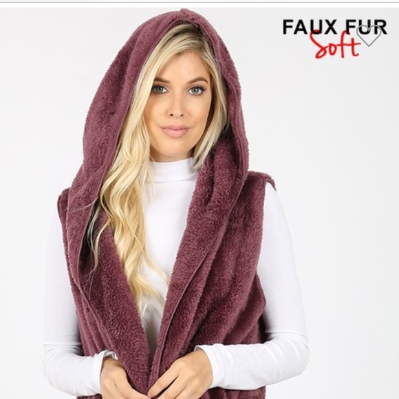 2 left❤️2 for $40❤️ faux fur vest - Picture 3 of 4